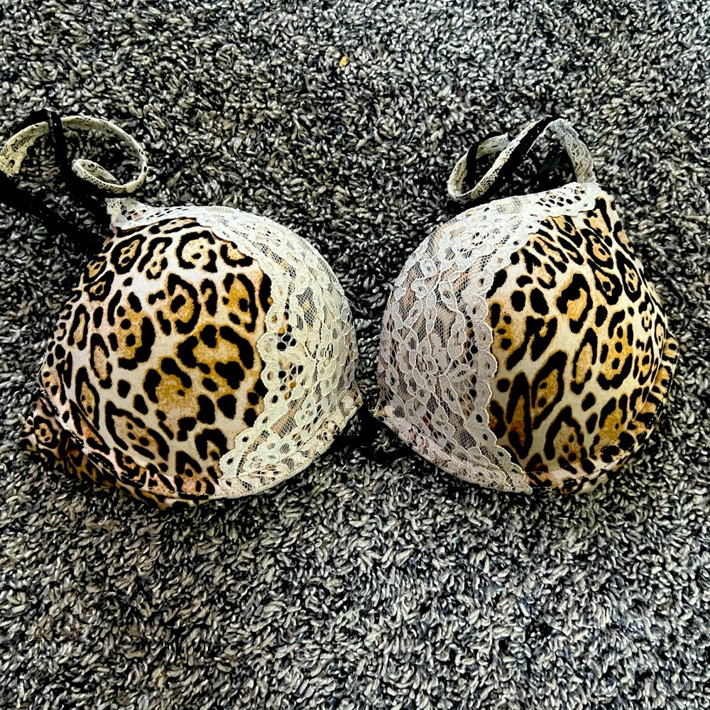 Victoria secret bombshell bra 34b